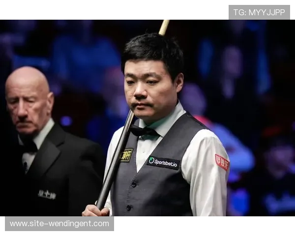 丁俊晖排名回升斯佳辉跌出前十六张安达形势危急墨菲加里争夺总决赛席位